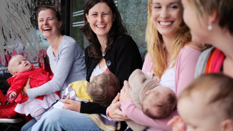 allattamento-gruppo-mamme