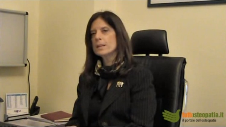 La scienza esalta l’olio extravergine d’oliva: intervista a Carla Ferreri del CNR